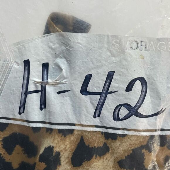 Laurie Felt Cheetah Print Asymmetrical Blouse 1X - Picture 6 of 6